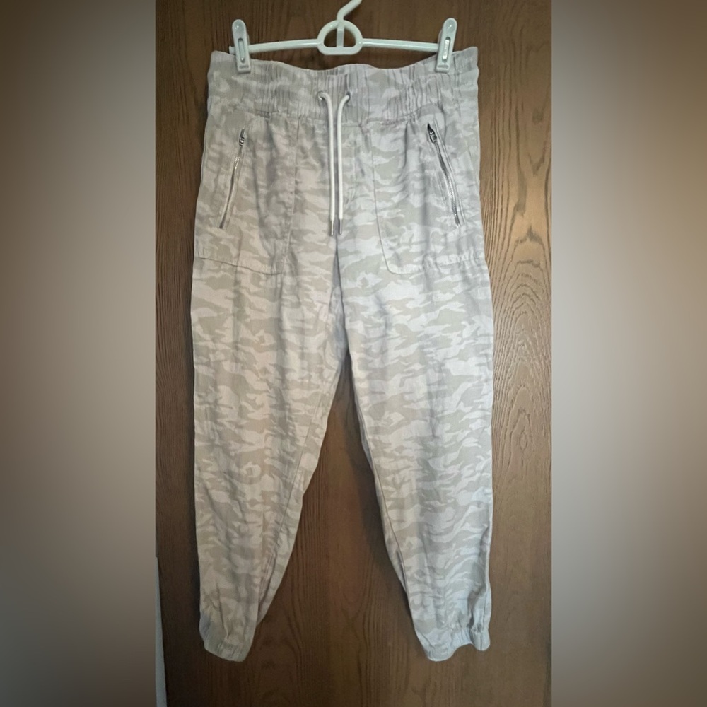 Athleta Linen Jogger Pants